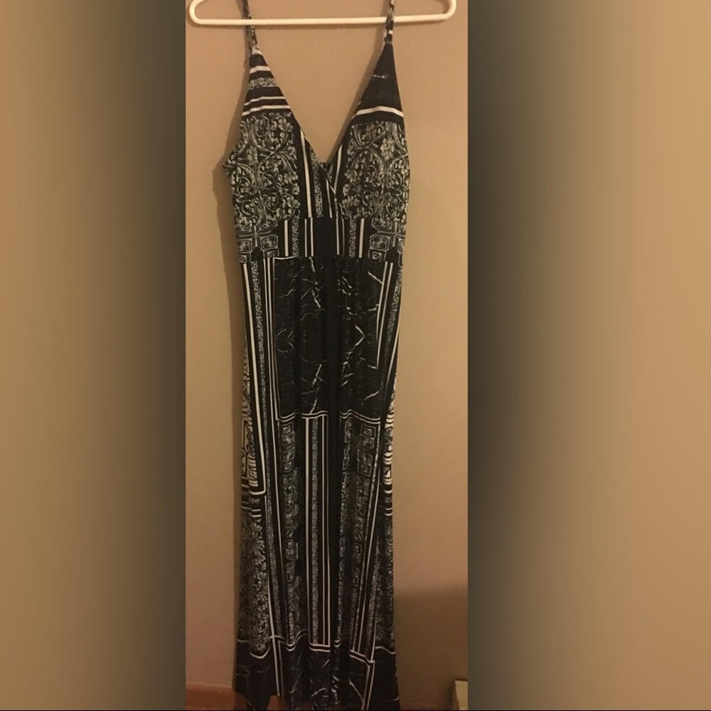 Black and white long sexy dress